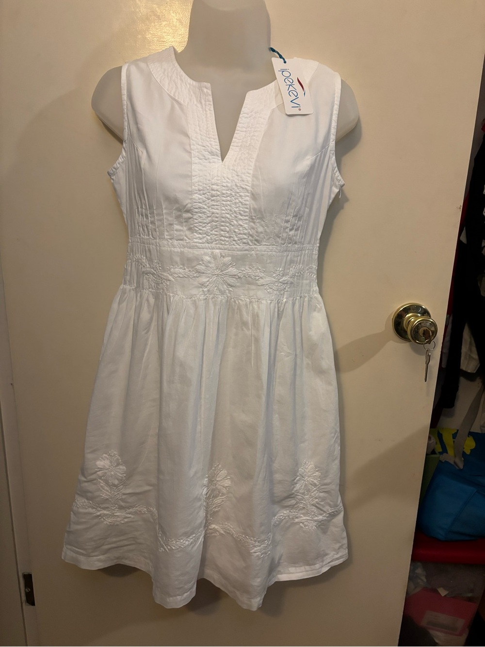 Ipeveki Handmade Embroidered White Cotton Dress